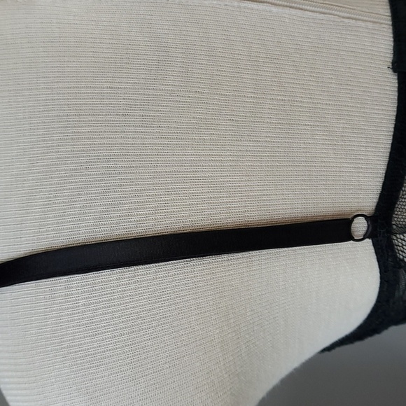 Black lace sexy push up bra, size 34B. Good used condition. - Picture 7 of 9